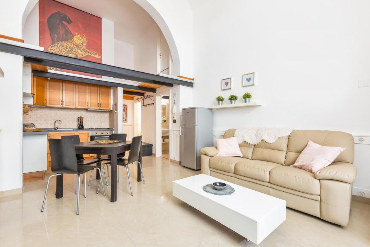 L'Appartamentino Holiday Home Lecce Eksteriør billede